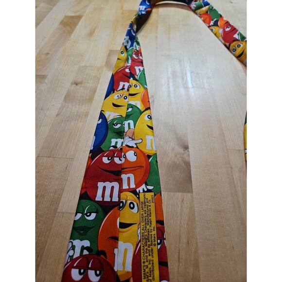 M&M's Characters All Over Large Print Men's Necktie Mars Candy Novelty Tie - Picture 13 of 14